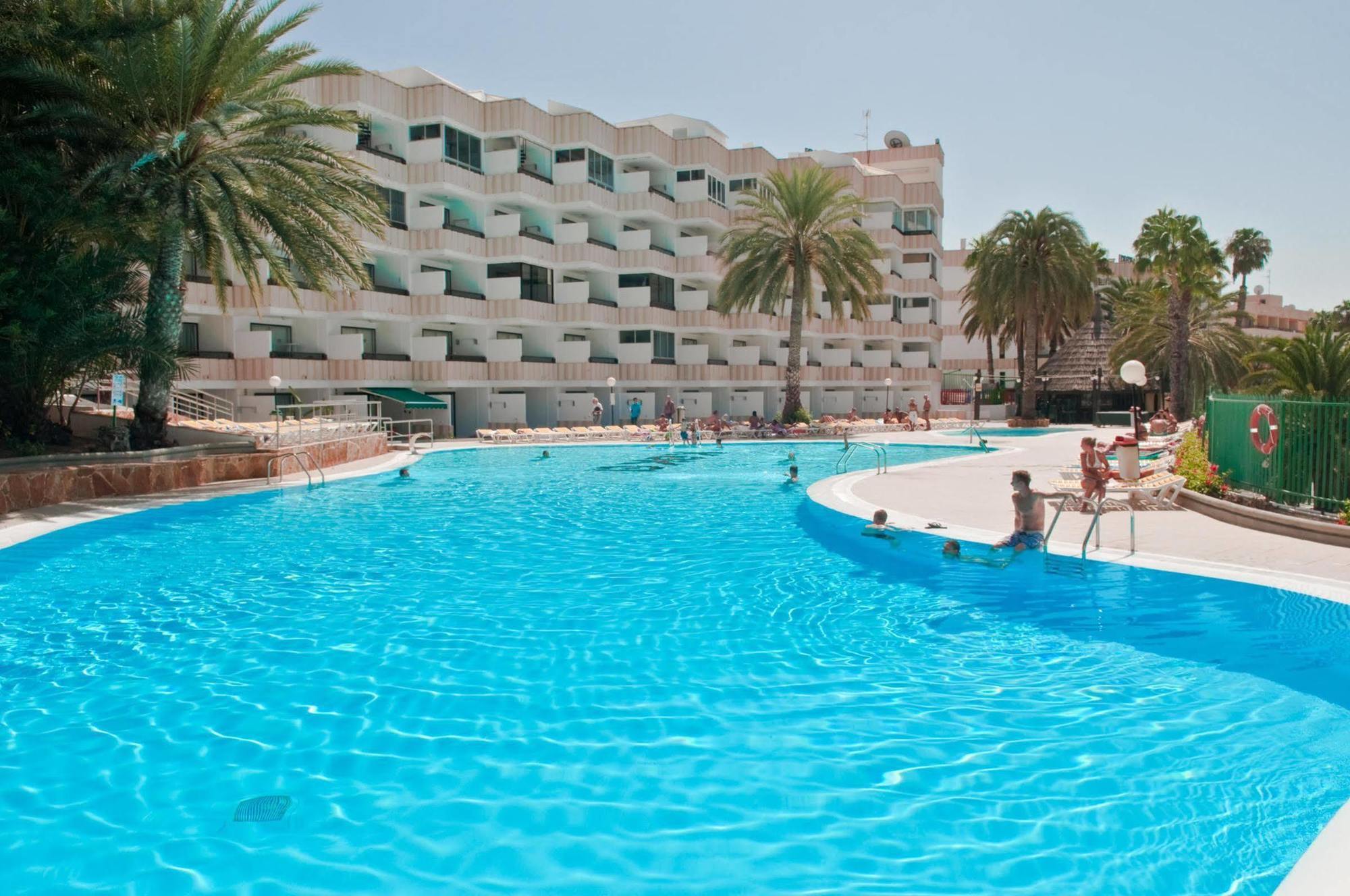 Apartamentos Koka Πλάγια ντελ Ινγκλές Εξωτερικό φωτογραφία